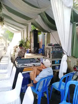 Paket dangdut sound system speaker orgen tunggal bisa di sewa kan