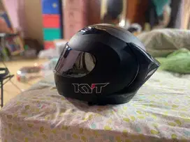 Helm KYT R10 Hitam Doff Paket Ganteng