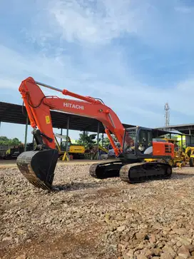 Eksavator Hitachi Zaxis 350 ZX350 2019