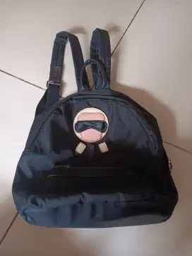 Tas ransel wanita