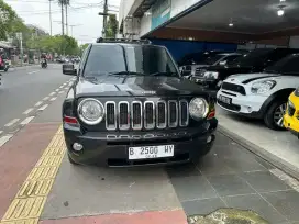 Jeep patriot 2010 AT 4x4 sunroof barang langka Siap pakai