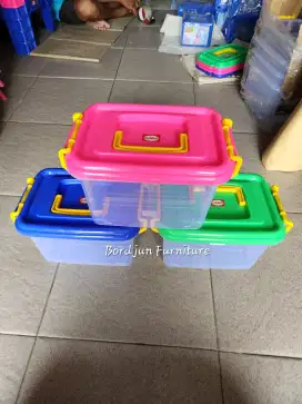 Container / box penyimpanan shinpo