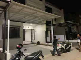 Kanopi baja ringan