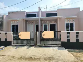 Di jual rumah dekat pasar