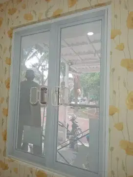 Terima pemasangan kawat nyamuk magnet.untuk pintu expanda dan jendela