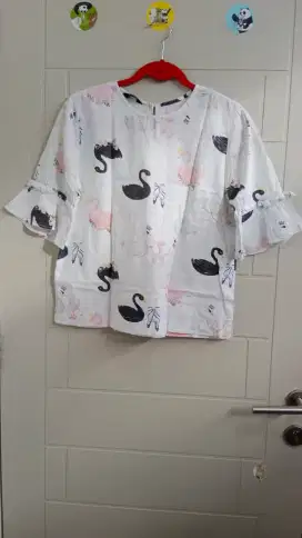 Atasan Lucu motif Angsa