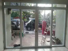 Kusen aluminium pintu ruko