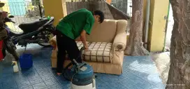 Jasa cuci sofa kasur sepringbed panggilan area Bekasi harpan jaya.