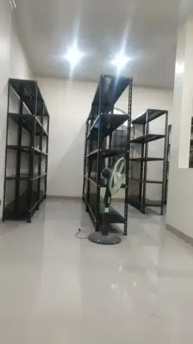 Rak Besi Siku Lubang 5 susun free ongkir dan pemasangan