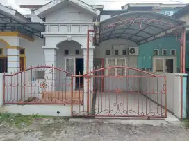 Disewakan Rumah Di Komp Green Rajawali - Sunggal