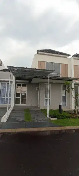 Di kontrakan perumahan baru paramount petal cluster Canna