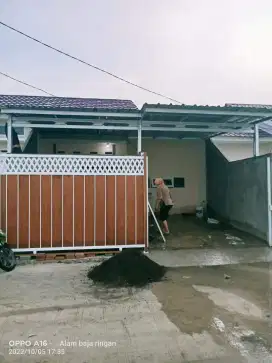 Kanopi baja ringan