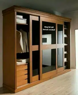 Lemari baju minimalis modern pintu 3 jumbo, kayu jati tua