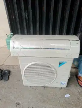 Ac Daikin 1,5pk+pasang