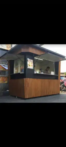 Booth Container