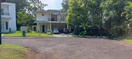 Rumah Hoek Ngantong Depan Taman Dalam Cluster Di BGH Sentul City