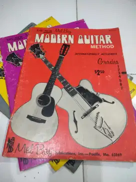 Buku Modern Guitar Method