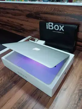 Siap beli macbook second dgn harga tinggi siap jmput ke lokasi