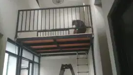 Mezanine balkon