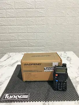 Baofeng comteck uv5r dual band uhf vhf 5 watt