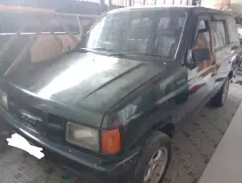 Isuzu Panther Type TBR 52 PRLC 1995