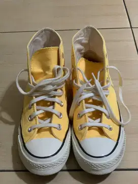 Coverse Chuck Taylor Women Citron Pulse Kuning