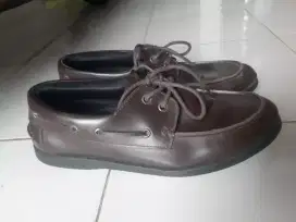 Sepatu formal merk besic