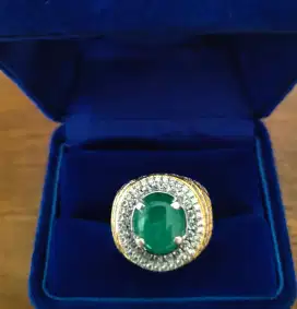 Permata Emerald atau Zamrud