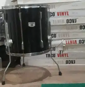 Floor drum 16 inc Tama (minus) perlu ganti lugs dan head sobek