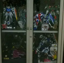 mcd mainan kamen rider, gundam