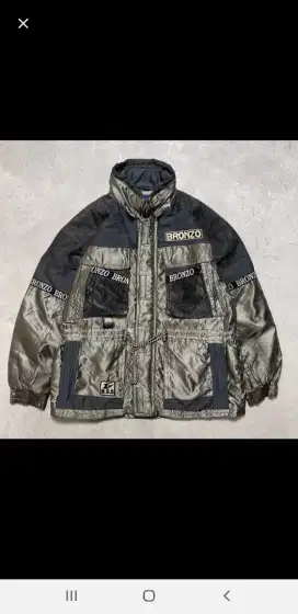 Jaket preloved  (size XL)panjang 76 lebar 62
