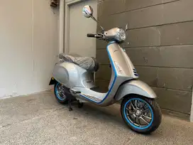 Vespa Elettrica 2023