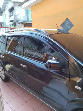 Dijual cepat Livina X-gear