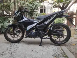 Satria F 150 Injeksi (sangat terawat)