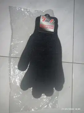 Sarung tangan kondisi baru