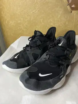 Nike Free RN 5.0(bekas pakai pribadi)