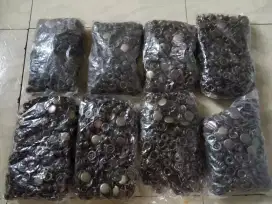 Jual borongan 8 bks kancing knop/kancing cetet black nikel utk jaket