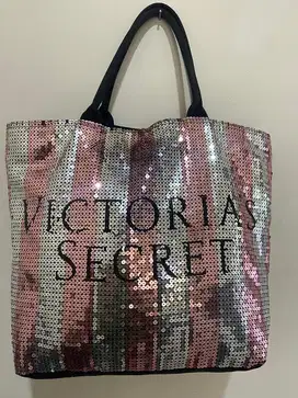 Victoria Secret tote