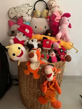 Mainan Boneka bonekaan