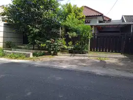 Rumah Pinggir Jalan Palagan