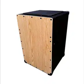 Cajon kotak biasa