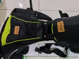 Gendongan Hipset