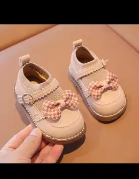 Sepatu anak lucu