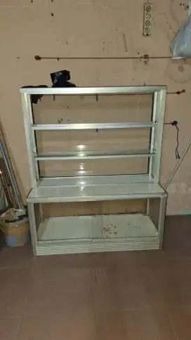 Dijual Cepat Etalase