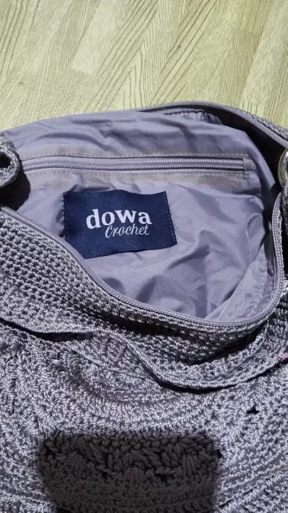 Tas rajut merk dowa