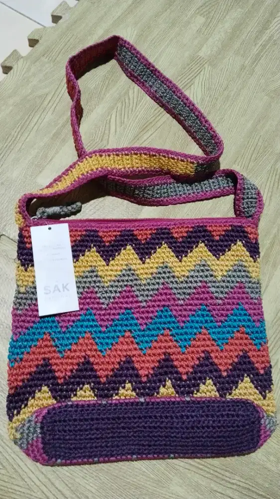 Tas rajut merk dowa