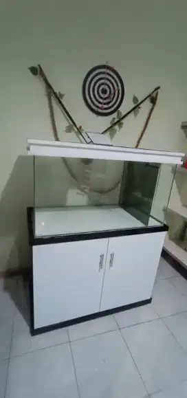 Meja aquarium bisa request ukuran dan model sesuai keinginan konsumen