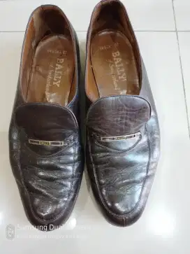 Sepatu kulit pria original Bally made in switzerland  No.42.