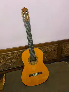 Gitar Yamaha CGX 102 ada tuner elektrik bisa sambung speaker