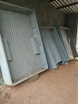 Bak mobil L 300 bordes